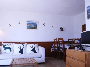 Studio skis aux pieds, 6 pers, cheminée, billard, WIFI, centre Les Orres - FR-1-322-534